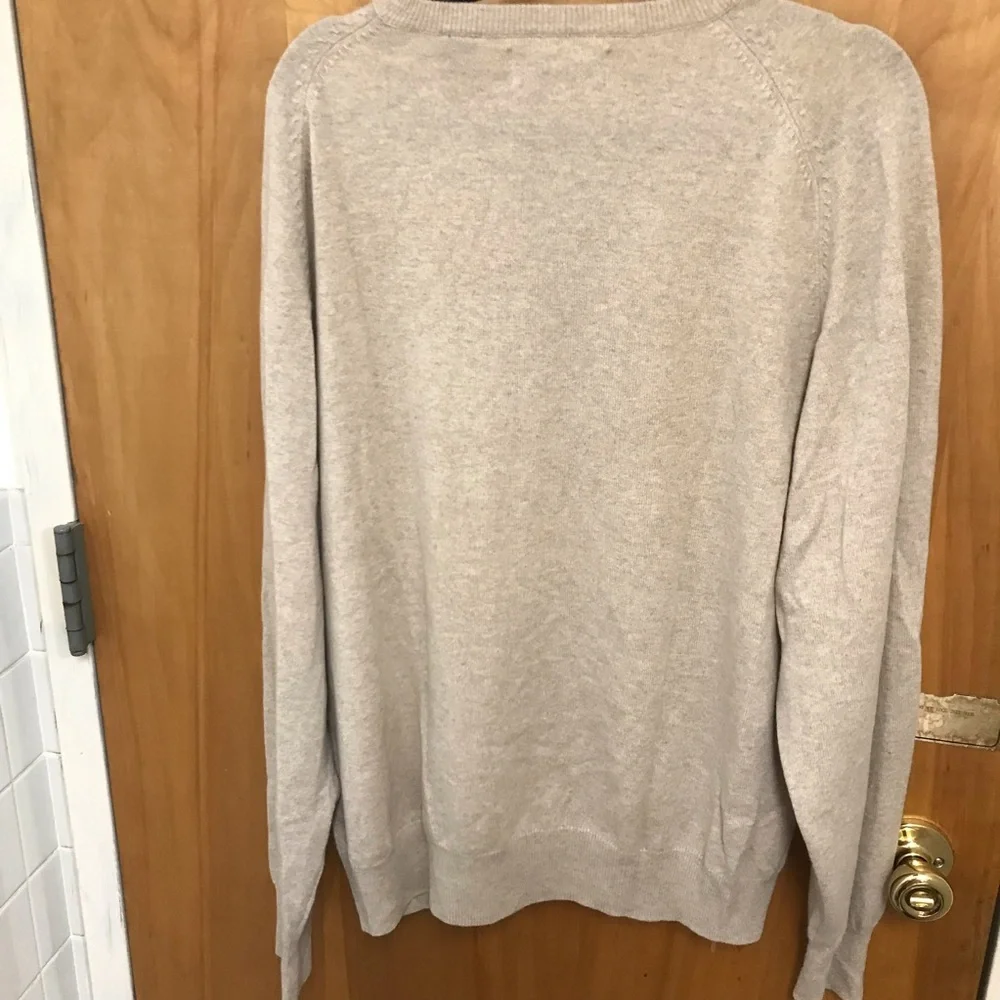 Navy Cutter 100% Cashmere sweater Oatmeal color sz XL NWT